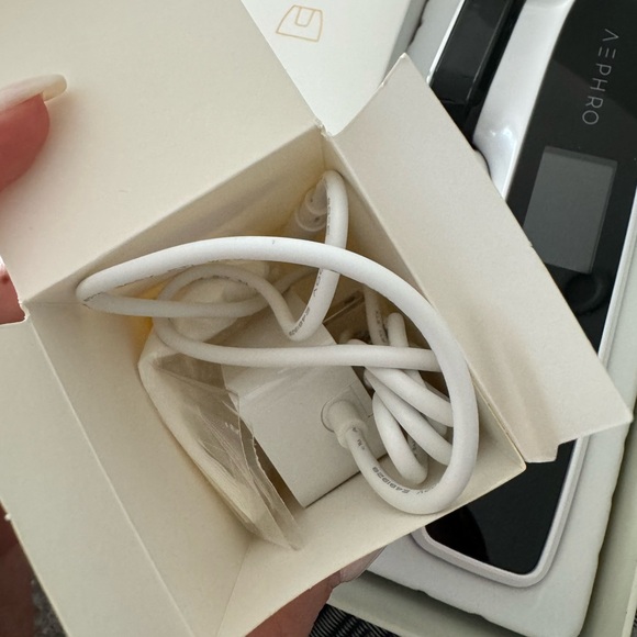 Face Skin Tightening Machine - Radio Frequency Facial Device BRAND NEW - Picture 7 of 10